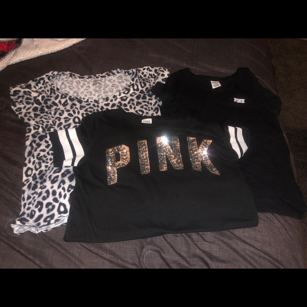 3 t-shirts from the brand pink vs